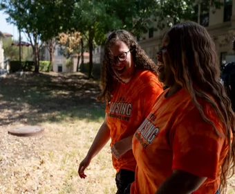 Thousands of UTSA students settle into on-campus living before classes start Monday