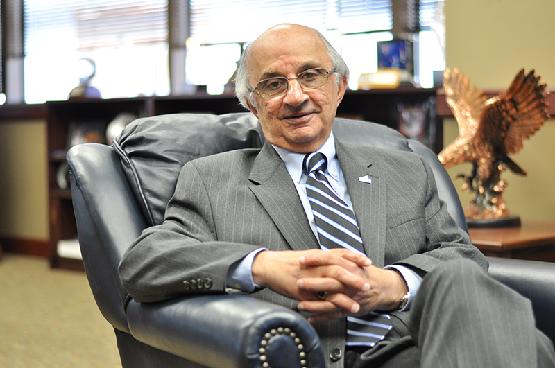 Harvey E. Najim invests $6 million in student success and career readiness at UT San Antonio