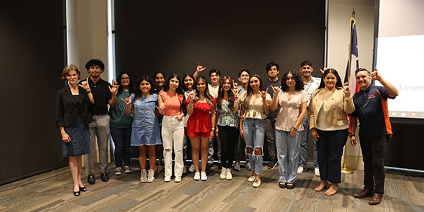 Group photo of Lopez Scholars