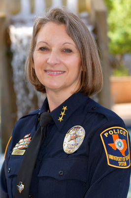 Headshot of Stephanie Schoenborn