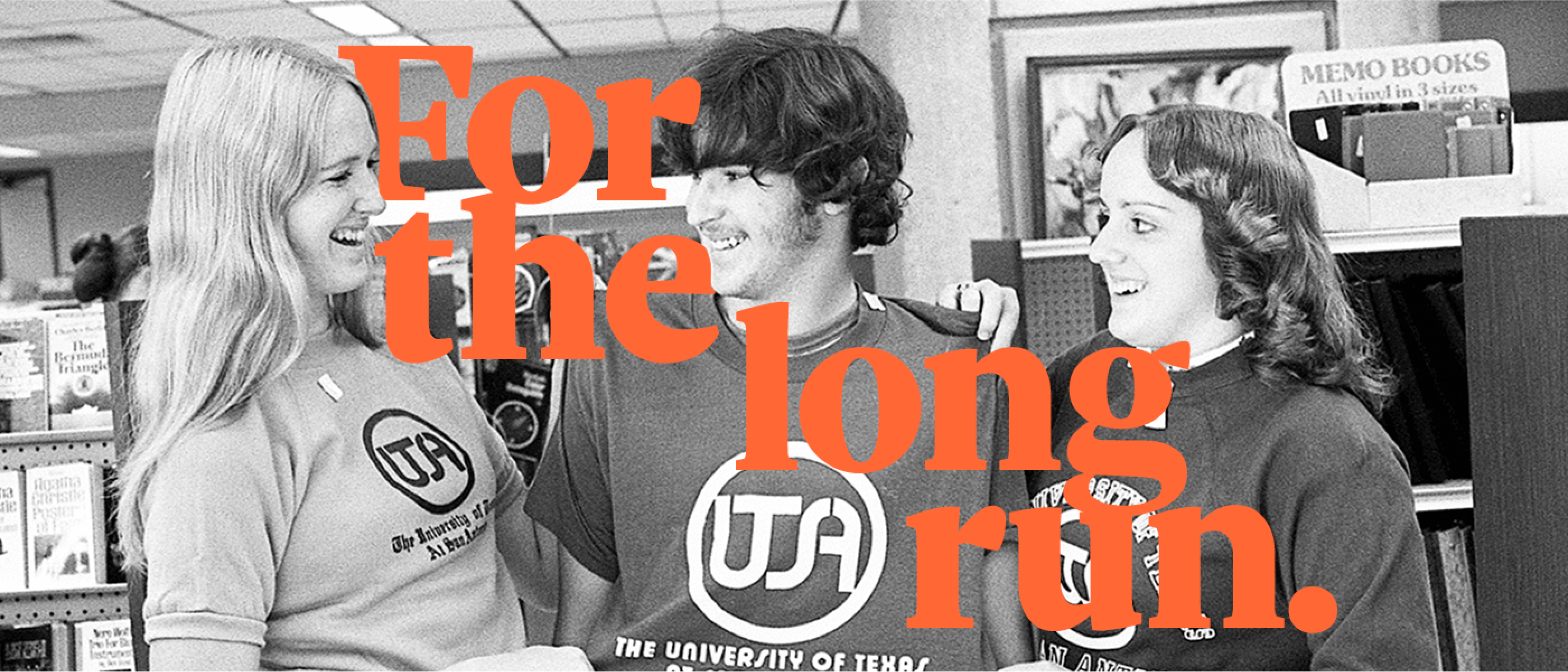 Vintage UTSA students talking at book store