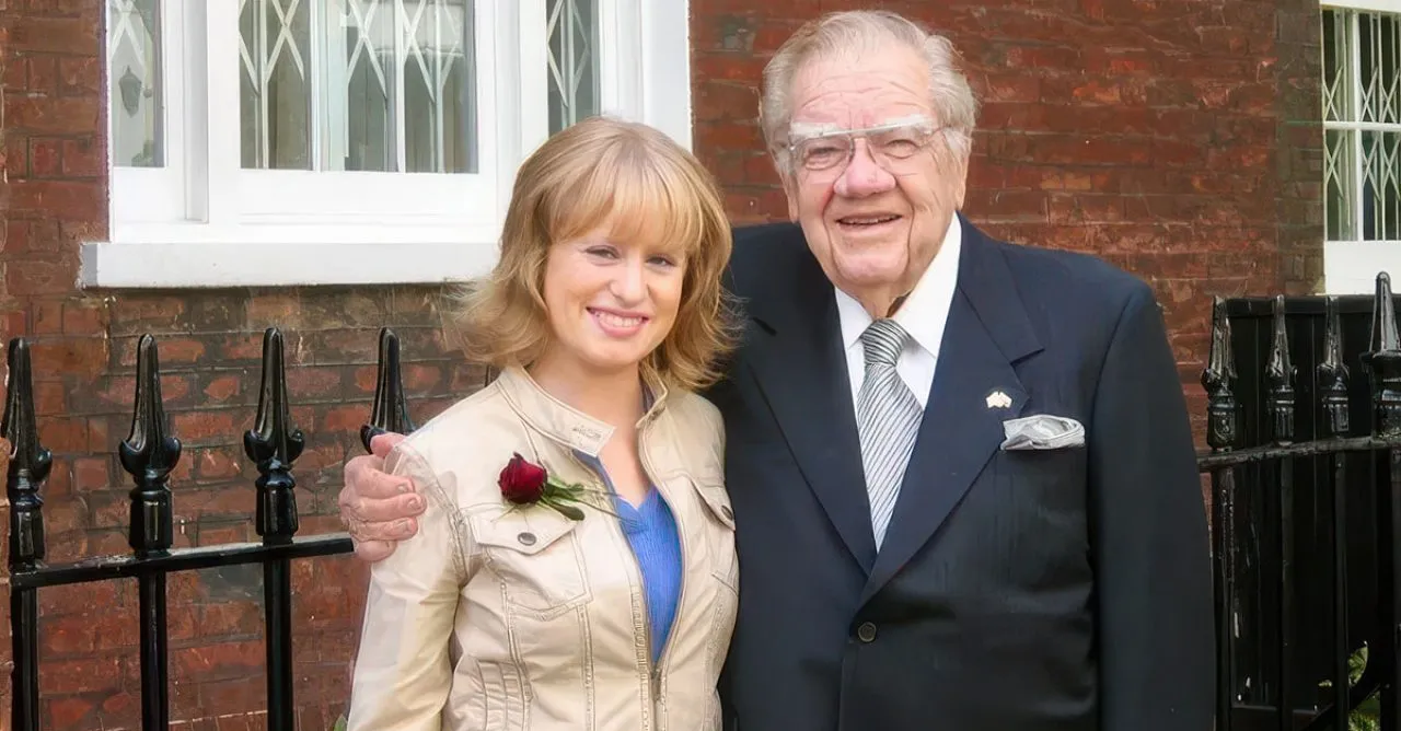 Former Texas Governor Dolph Briscoe Jr. and his granddaughter, Kate Marmion