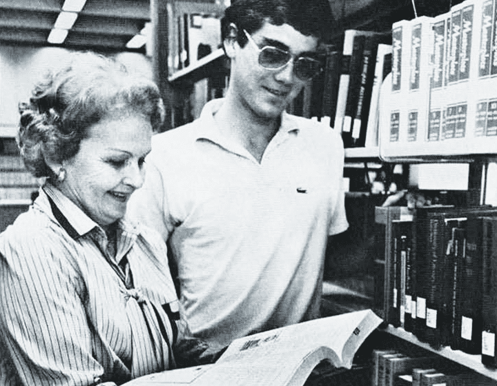 Dub Nash, grandson of the late John Peace, for whom UT San Antonio’s library is named, visits the JPL with his grandmother, Ruby Peace.